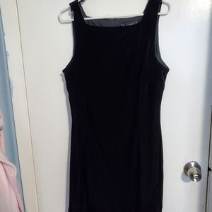 Black Velvet Cocktail Dress Size 14